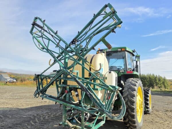 MS P 1135E Sprayer 300 gallon 40 ft boom 3 sections manual ramp - Stock#d11704j
