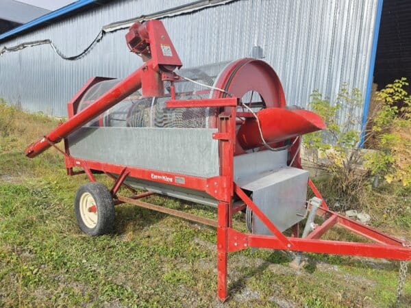 Farm King 480 Grain Cleaner 240 Volts - Stock#d11704q