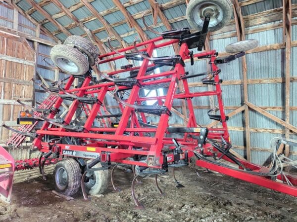 Case IH Tiger-mate 2 Cultivator, 28 ft with 5-row harrow - Stock#d11752b