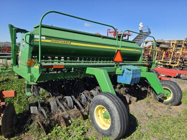 John Deere 1590 grain drill - Year: 2003 - Stock #d10161h