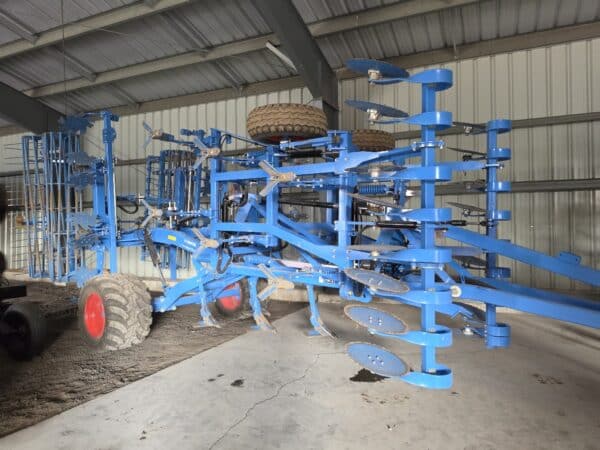 Déchaumeuse à patte Lemken Karat 5 mètres  rouleau 540/400 - Année: 2025 - Stock#d11821c