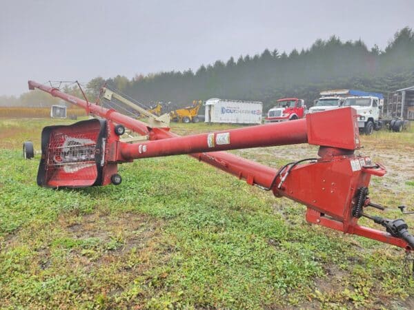 Vis à grain 10 /60pi farm king  avec panier et lever hydraulique-Stock#d11846j