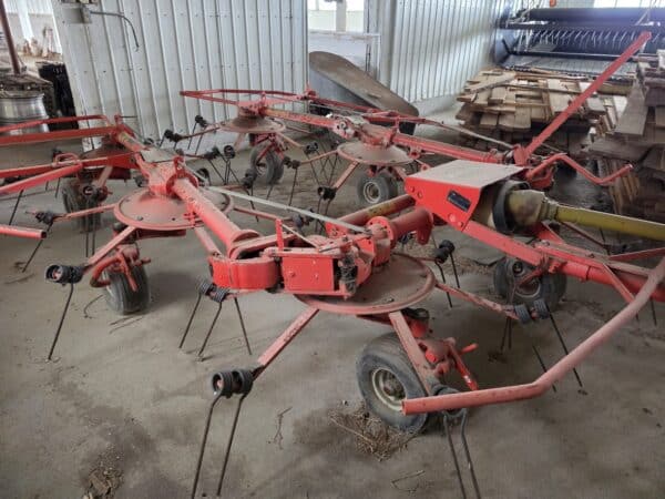 Kuhn GF7001T Hay Tedder 6-Rotor -Stock#d11846m1