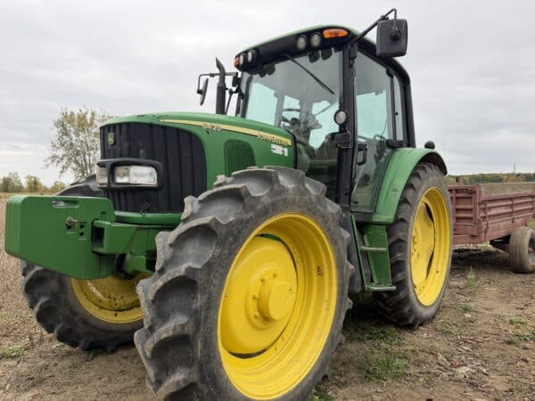 Tracteur John Deere 4X4 -6420 Année:2002 -7800 heures -IVT-Stock#P1589/11768c