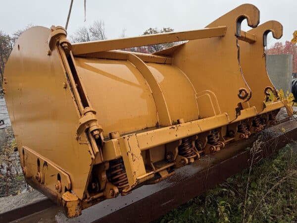 Gratte a neige 10/22 pieds EDF  Année:2020 -Stock#P1597/11903a