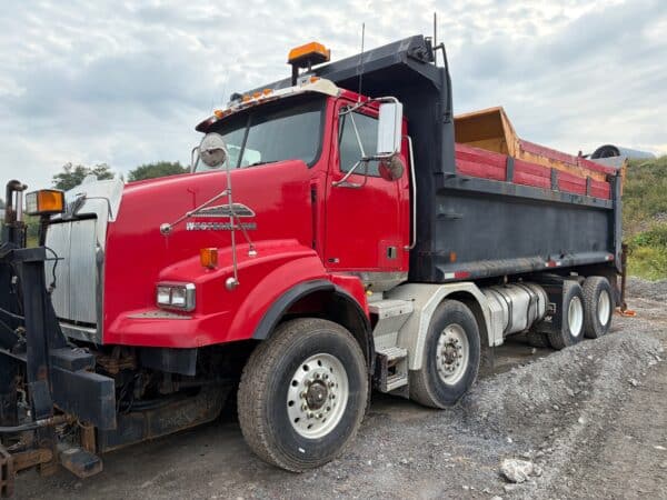 12-Wheel Dump Truck with Snow Equipment Westernstar 4900SA-Year:2012-420,000 km-Stock#E1464E/11774