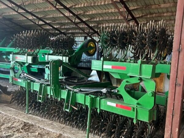 Foldable 20 ft double spiked roller - Stock #d11904b