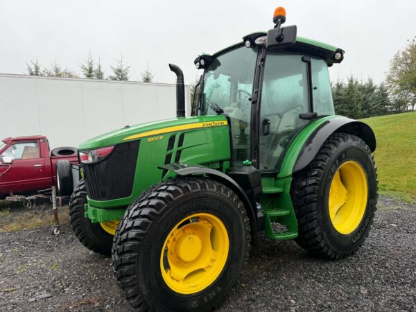 Tracteur John Deere 5100R 2018