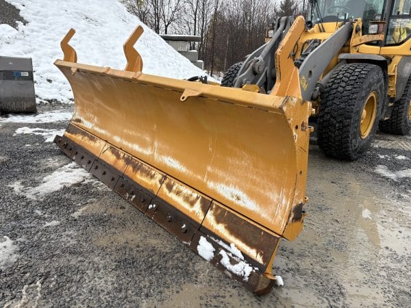 Lame à neige EDF 12pi avec oreille et panier à neige-Stock#E1290D/10288